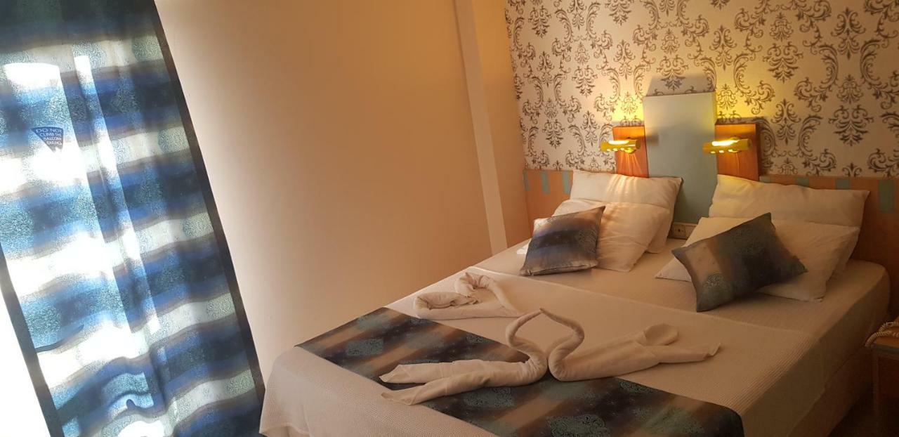 Uslan Hotel Кушадасъ Екстериор снимка